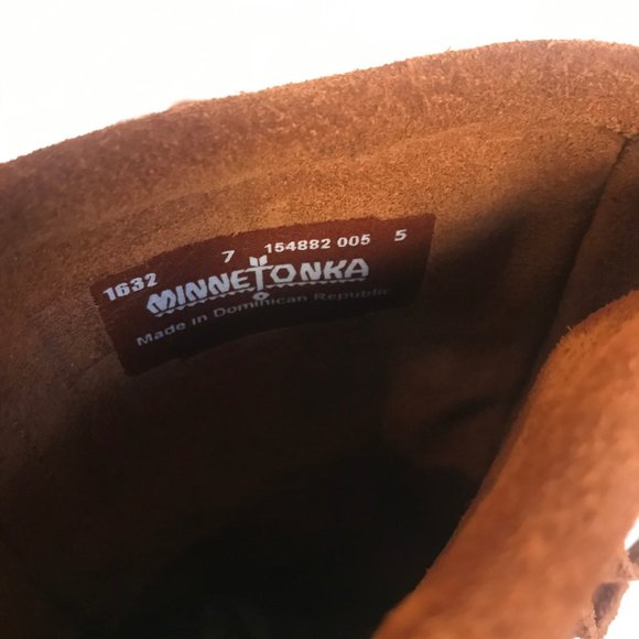 Minnetonka 3-Layer Fringe Boot Moccasin - Picture 7 of 8